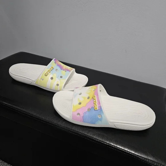 Mens Tie-Dye Crocs Classic Slides - Size 12 - Picture 4 of 7